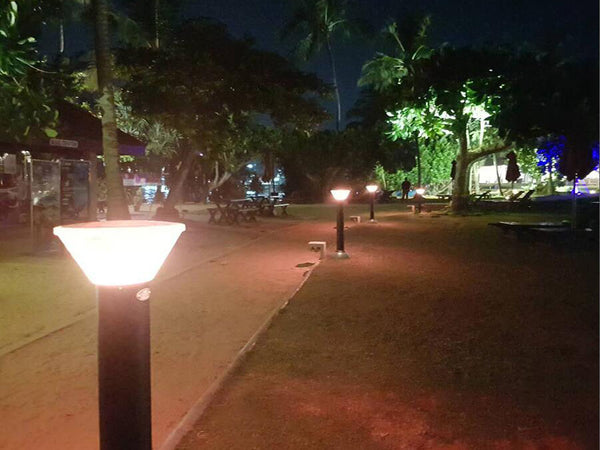 arko-bollard-solar-color-changing-lights-sold-online-now-at-thesolpatch-com-2